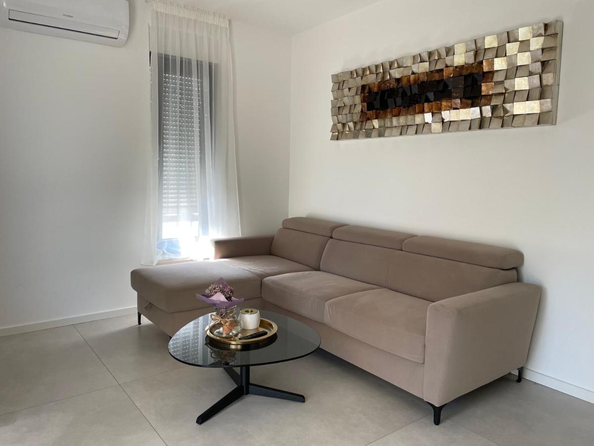 Villa Magna Luxury Apartments Murter Exterior foto